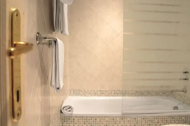 Classic Üç Kişilik Oda