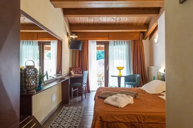 Deluxe Tek Büyük veya İki Ayrı Yataklı Oda