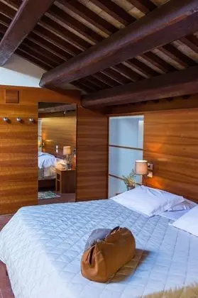 Superior Tek Büyük veya İki Ayrı Yataklı Oda