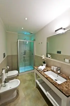 Oda, 1 Çift Kişilik Yatak
