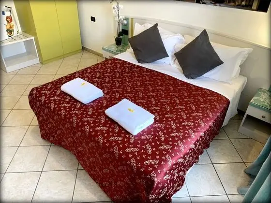 Standard Tek Büyük veya İki Ayrı Yataklı Oda