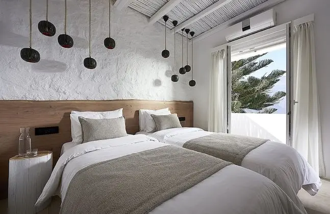 Deluxe Family Suite