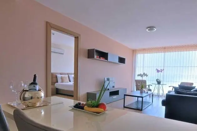 2+1 Modern Apart Suite Oda
