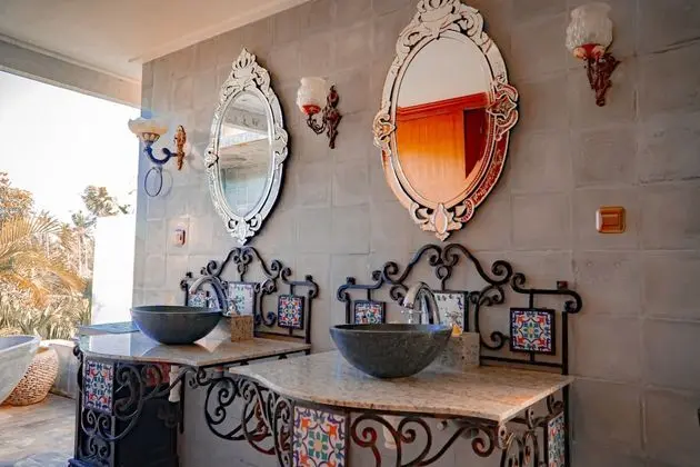 Villa, 4 Yatak Odası, Kişiye Özel Havuzlu