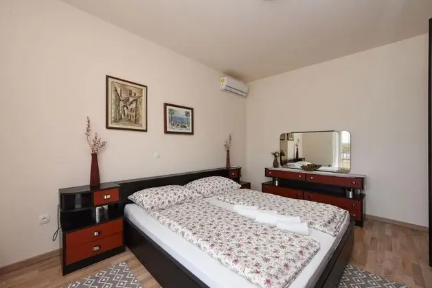 Villa, Sigara İçilebilir