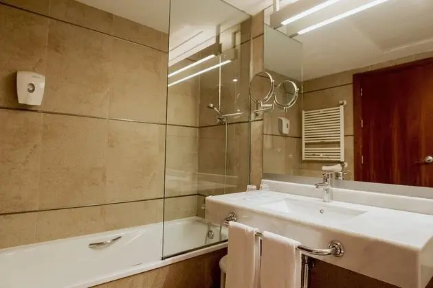 Dört Kişilik Oda, Teras (2 Adults + 2 Children)