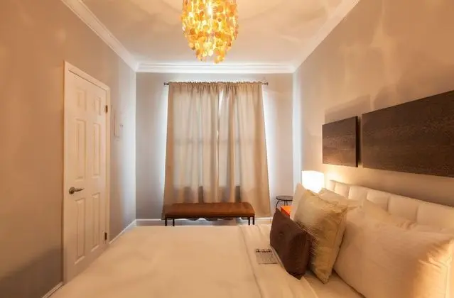 Deluxe Oda, 1 Büyük (Queen) Boy Yatak