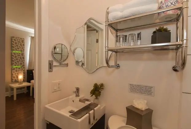 Deluxe Oda, 1 Büyük (Queen) Boy Yatak