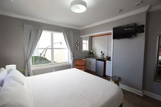 Deluxe Stüdyo, 1 En Büyük (King) Boy Yatak