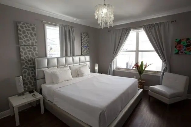 Deluxe Stüdyo, 1 En Büyük (King) Boy Yatak