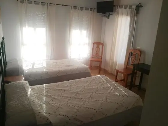 Tek Büyük veya İki Ayrı Yataklı Oda