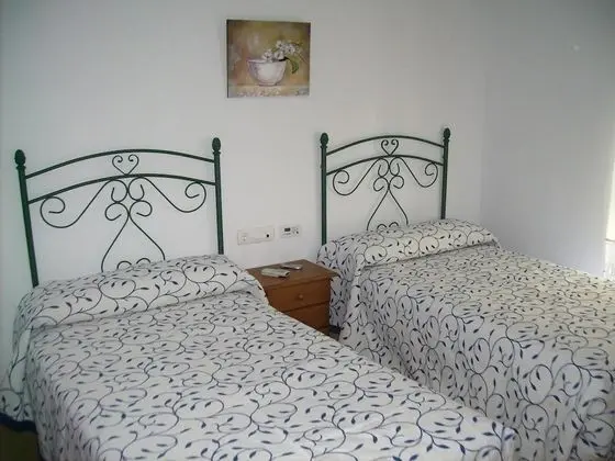 Tek Büyük veya İki Ayrı Yataklı Oda