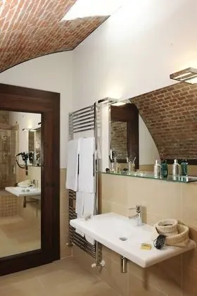 Superior Tek Büyük Yataklı Oda