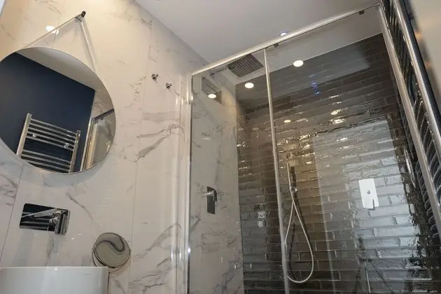 Deluxe Dört Kişilik Oda