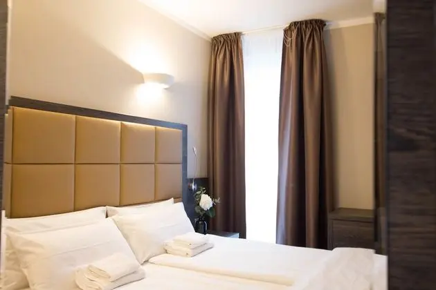 Standard Tek Büyük Yataklı Oda