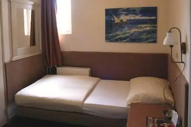 Tek Kişilik Oda