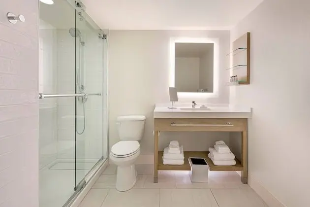 Oda, 2 Büyük (Queen) Boy Yatak, Balkon (Hearing Accessible)