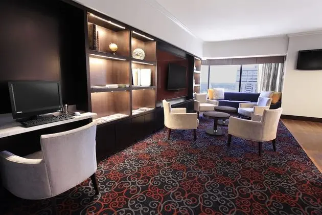 Signature Oda, 1 En Büyük (King) Boy Yatak, Şehir Manzaralı (Signature Club)