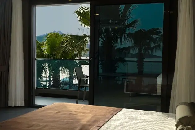 https://images.etstur.com/imgproxy/resize/2560x1440/files/images/hotelImages/etsrooms/788/Delta_Hotels_By_Marriott_20240803181812_0.JPEG