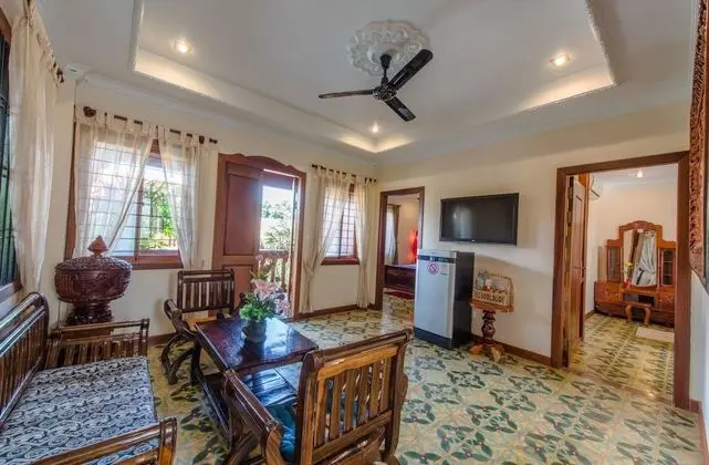 Family Interconnecting Pool View