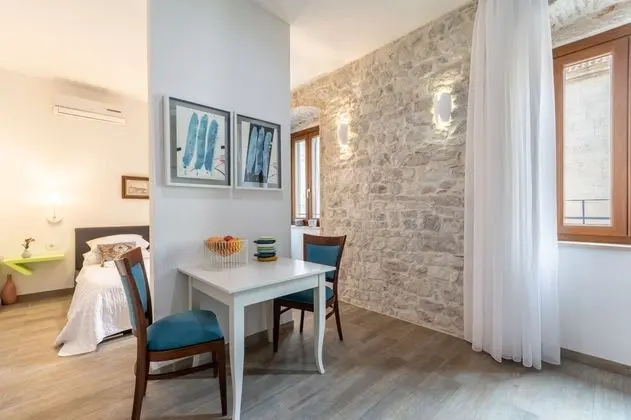 Stüdyo (Studio Apartment)