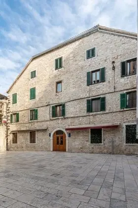 Stüdyo (Studio Apartment)