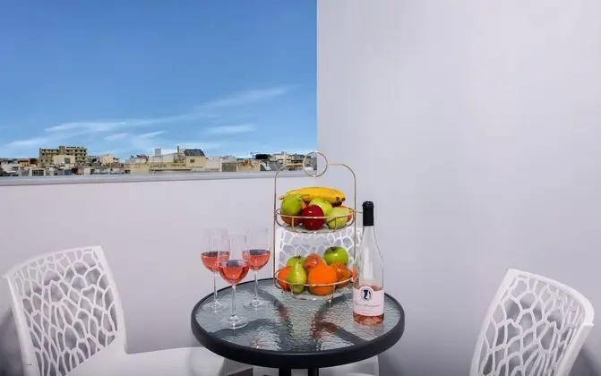 City Üç Kişilik Oda, Zemin Kat