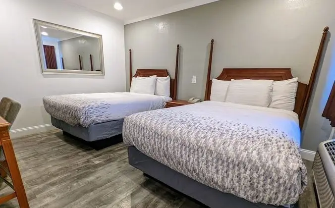 Standard Tek Büyük Yataklı Oda