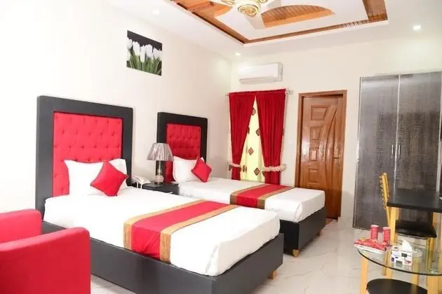 Deluxe Üç Kişilik Oda