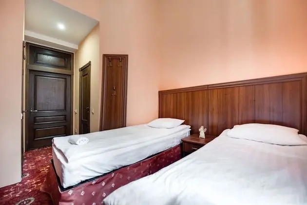 Standard Tek Büyük veya İki Ayrı Yataklı Oda