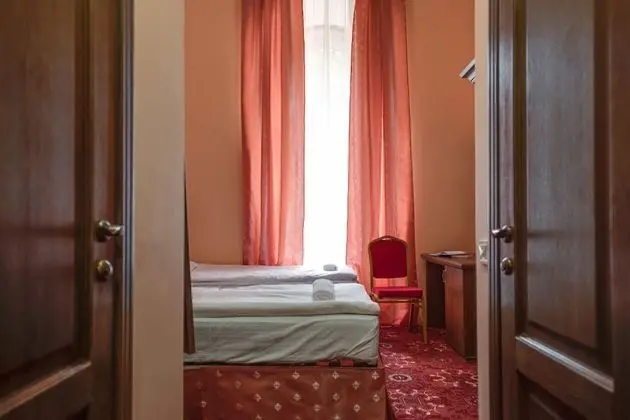 Standard Tek Büyük veya İki Ayrı Yataklı Oda