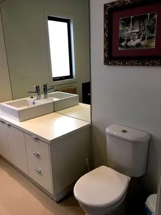 Ev, 3 Yatak Odası, Göl Manzaralı