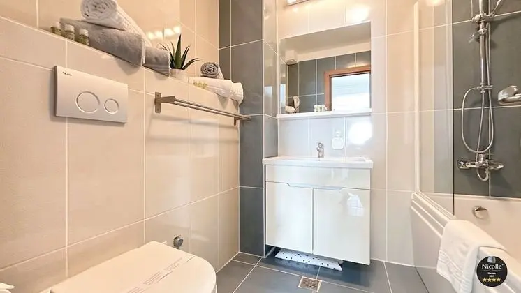 Deluxe Apart Daire, 2 Yatak Odası, Göl Manzaralı, Göl Kenarı