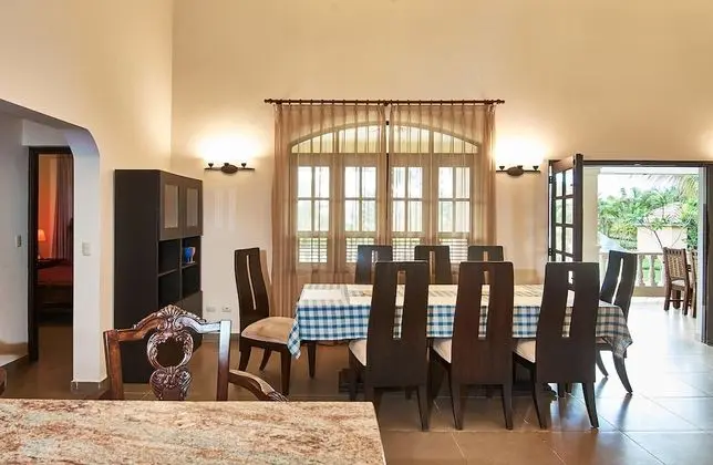 Deluxe Villa, 4 Yatak Odası, Engellilere Uygun, Kişiye Özel Havuzlu