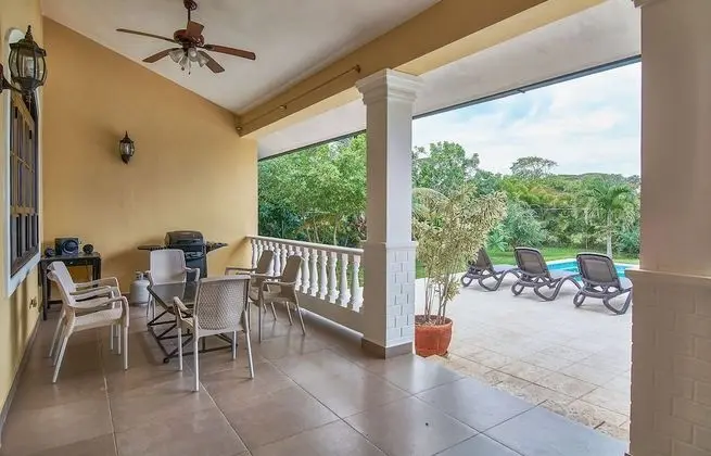 Deluxe Villa, 4 Yatak Odası, Engellilere Uygun, Kişiye Özel Havuzlu