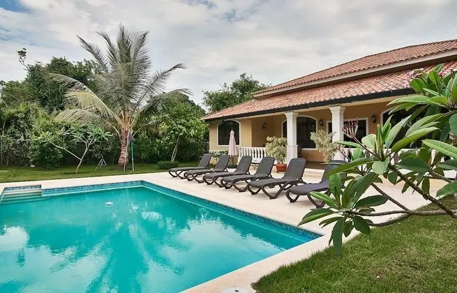 Deluxe Villa, 4 Yatak Odası, Engellilere Uygun, Kişiye Özel Havuzlu