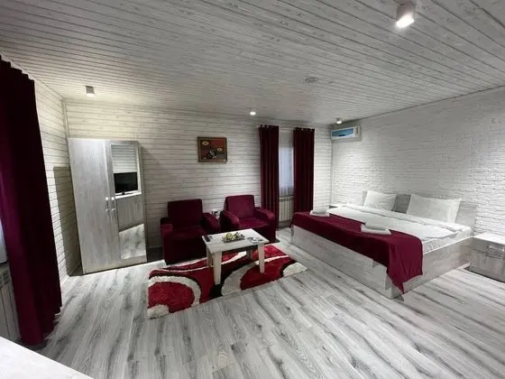 Standard Kır Evi
