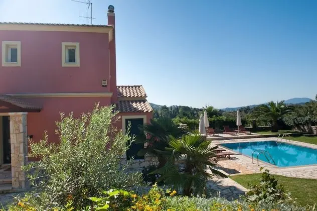 Villa, 4 Yatak Odası, Balkon