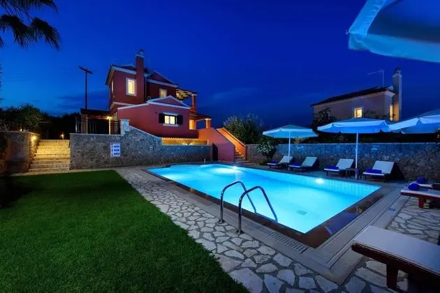 Villa, 4 Yatak Odası, Balkon