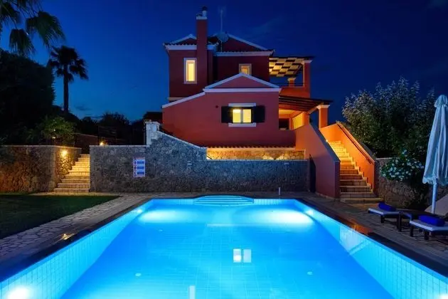 Villa, 4 Yatak Odası, Balkon