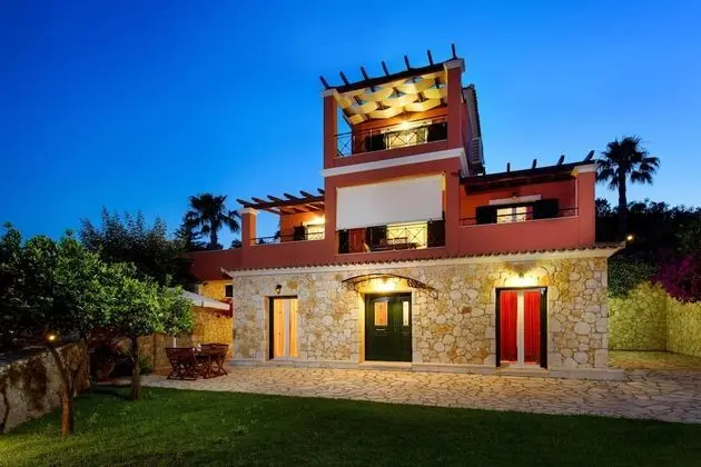 Villa, 4 Yatak Odası, Balkon