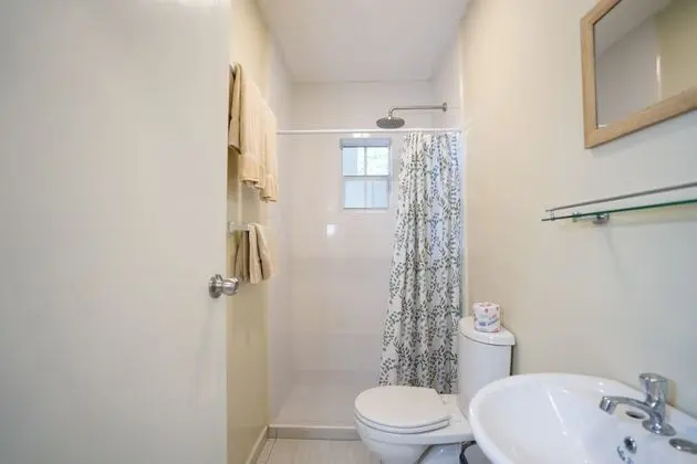 Standard Oda, 1 Yatak Odası, Sigara İçilmez, Havuz Manzaralı