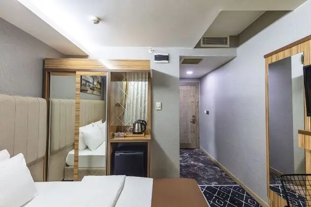 Deluxe Tek Kişilik Oda