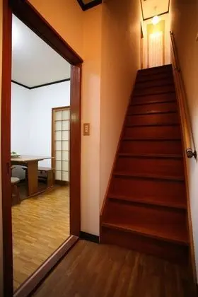 Ev, Sigara İçilmez (Private Vacation)