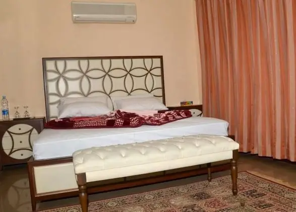 Deluxe Tek Büyük veya İki Ayrı Yataklı Oda