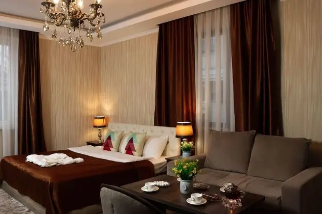 Deluxe Tek Büyük Yataklı Oda