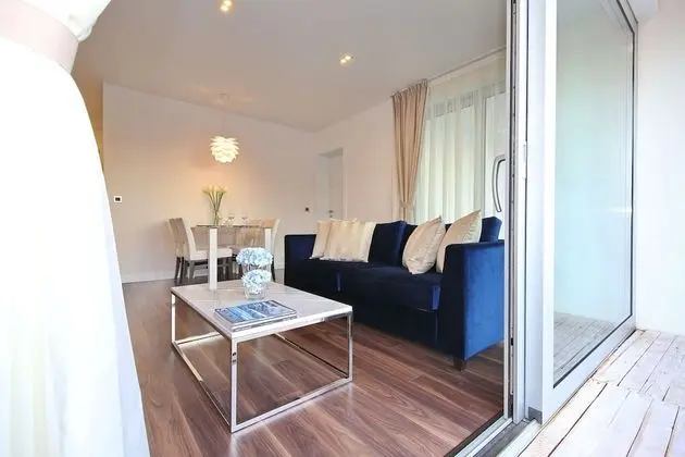 Apart Daire, Kişiye Özel Havuzlu