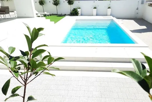 Apart Daire, Kişiye Özel Havuzlu