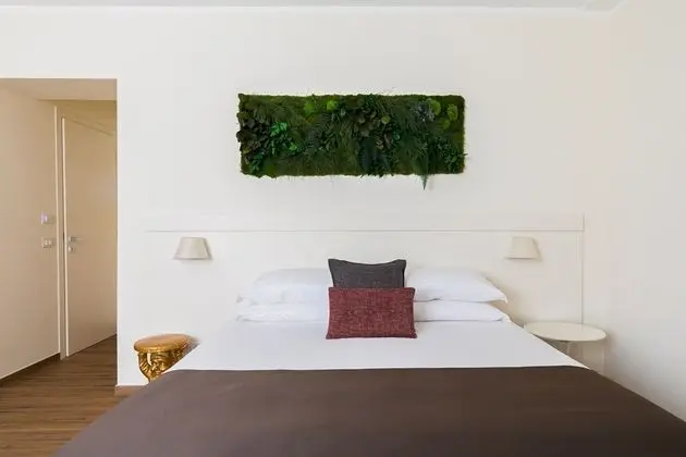 Junior Süit, Jakuzi