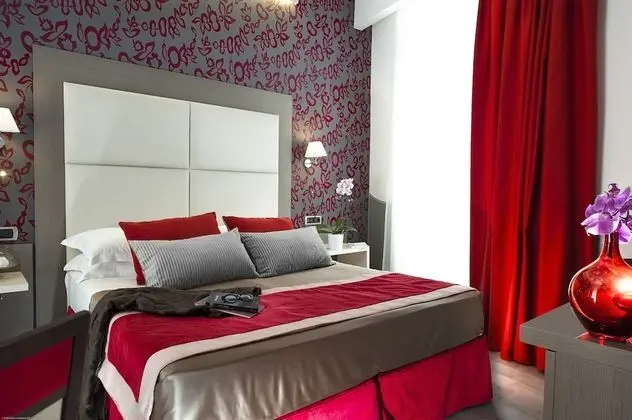 Standard Tek Büyük veya İki Ayrı Yataklı Oda